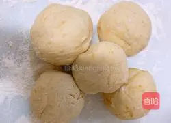 Sesame Sweet Potato Cake Recipe Illustration 7