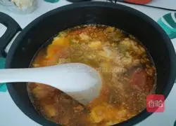 Illustration of how to make tomato and egg crispy broth 8