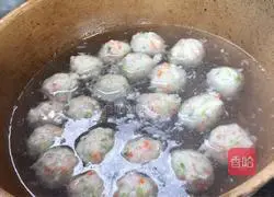 Illustration of how to make vegetable fish balls 8