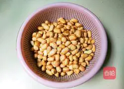 Illustration of how to make soy sauce, star anise and peanut kernels 3