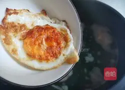 Wakame Illustration of how to make egg and tofu soup 9