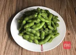 Illustration of how to make cold edamame 7