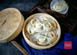 Illustration of how to make pure natural green radish sprouts steamed buns 17