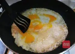 Xinwen Gourmet Old Beijing Pancake and Fruit Recipe Illustration 5