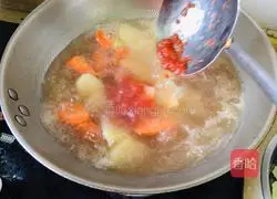 Illustration of how to make borscht at home 5