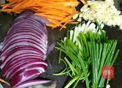 Homestyle Illustration of how to make fried noodles 3