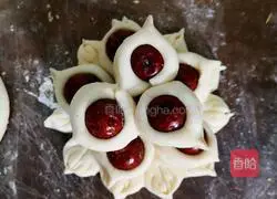 Illustration of how to climb the tower step by step (steps) 5