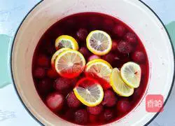 Lemon Lychee and Bayberry Drink Illustration of how to do it 9