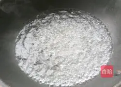 Corn, lotus root and pork ribs soup recipe 7