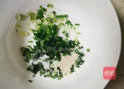 Illustration of how to make Chongqing noodles 4