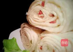 Illustration of how to make five-spice rolls 5