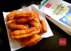 Illustration of how to make family-friendly fried dough sticks 8