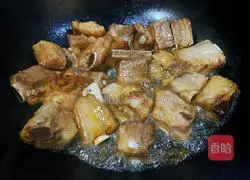 Illustration of braised pork ribs 5