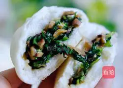 Illustration of how to make mushroom and green vegetable buns 25