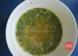 Illustration of how to make scrambled eggs with king oyster mushrooms 6