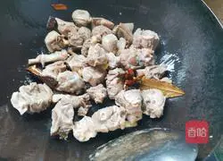 Illustration of how to cook potato stewed duck legs 6