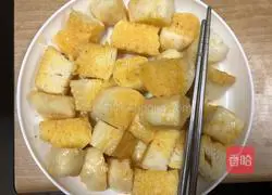 Illustration of how to make golden steamed buns 9