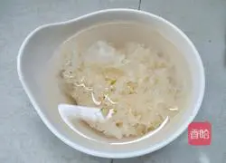 Illustration of how to make Sydney Tremella Soup 2