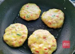 Illustration of how to make pastoral potato pancakes 10