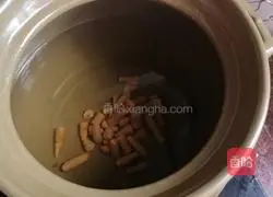 Illustration of how to make American ginseng and teal duck soup 1