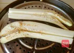 Illustration of how to make cold eggplant 3