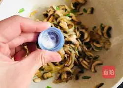 Illustration of how to make fried mushrooms 14