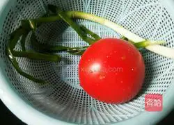 Illustration of how to make tomato and egg noodles 1