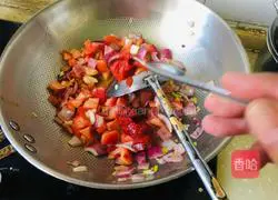 Illustration of how to make hand-made egg and tomato noodles 9