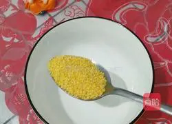 Illustration of how to make red dates, almonds and millet paste 1