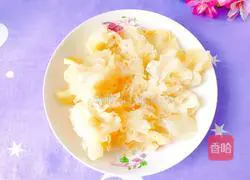 Tremella lily soup recipe 4