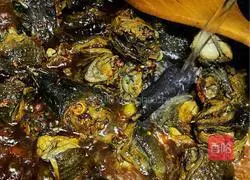 Illustration of how to make spicy fried black-bone chicken 8