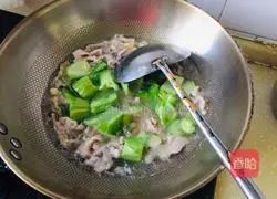 Illustration of how to make mustard green meat soup 8