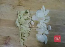 Illustration of how to make broad beans and scrambled eggs 3