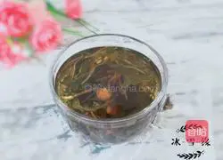 Illustration of how to make dandelion rose tea 1