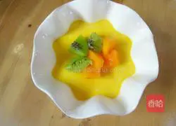 Illustration of how to make milk and egg custard 8