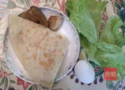 Illustration of how to make flatbread with eggs 1