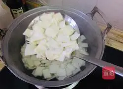 Illustration of how to make mutton braised noodles 10