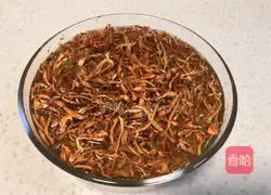Illustration of how to make Cordyceps flowers mixed with mixed vegetables 1