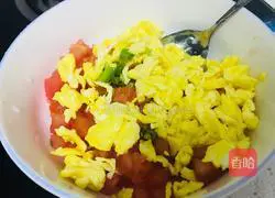 Illustration of how to make tomato and egg dumplings 8