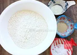 Illustration of how to make silver wire rolls 2