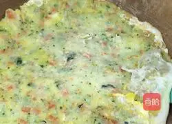 Illustration of how to make broccoli egg pancake rolls 8