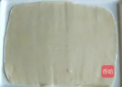 Illustration of how to make scallion pancakes that are crispy on the outside and soft on the inside 5