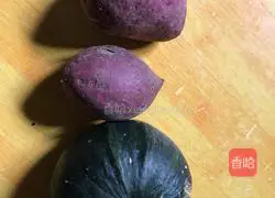 Illustration of how to make three-color steamed buns 1