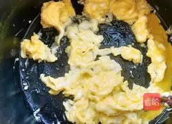 Illustration of how to make tomato and egg noodles 4