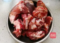 Illustration of how to make braised pork ribs with mushrooms and fungus 1