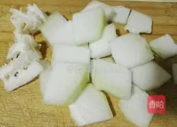 Winter Melon, Pork Ribs and Corn Soup Recipe Illustration 4