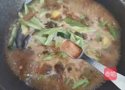 Illustration of how to make braised beans and flower rolls 12