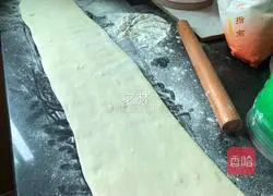 None Illustration of how to make fried dough sticks 1