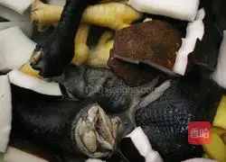 Coconut Silky Chicken and Barley Soup Recipe Illustration 3