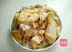 Illustration of how to make beer chicken 4